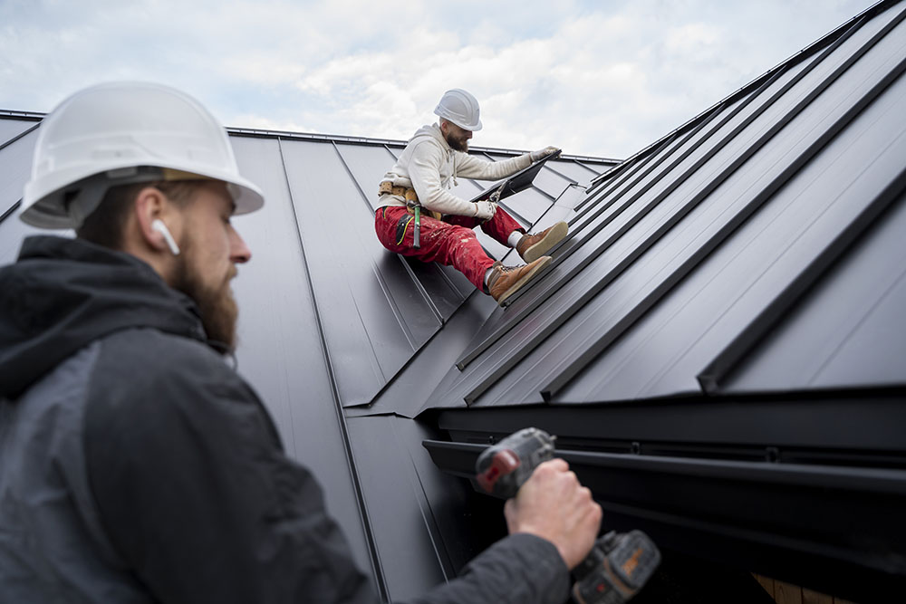 Repair or Replace? When to Choose a Roof Replacement over Roof Repair